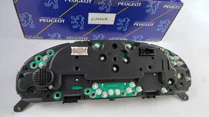 Original PEUGEOT 406 Kombiinstrument 6104W2
