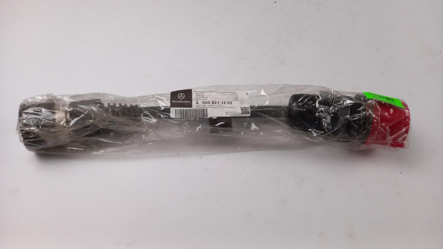Original OE MERCEDES-BENZ Batterieladegerät A0008211202