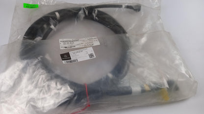 Original MERCEDES-BENZ W201 (1982-1993) Kraftstoffleitung A0204708324