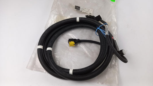 Original MERCEDES-BENZ Actros MP4 Kraftstoffleitung A0014701024