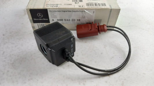 Original OE MERCEDES-BENZ Magnet Spule A0005462018