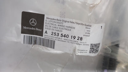 Original MERCEDES-BENZ GLC 253 AMG Kabel Stecker A2535401928