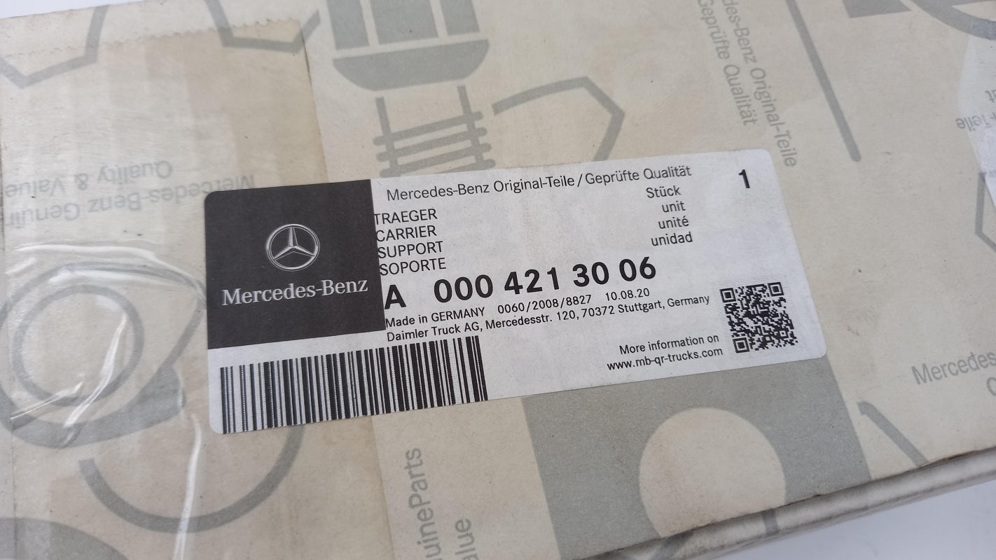Original MERCEDES-BENZ Atego II Bremssattel Träger A0004213006