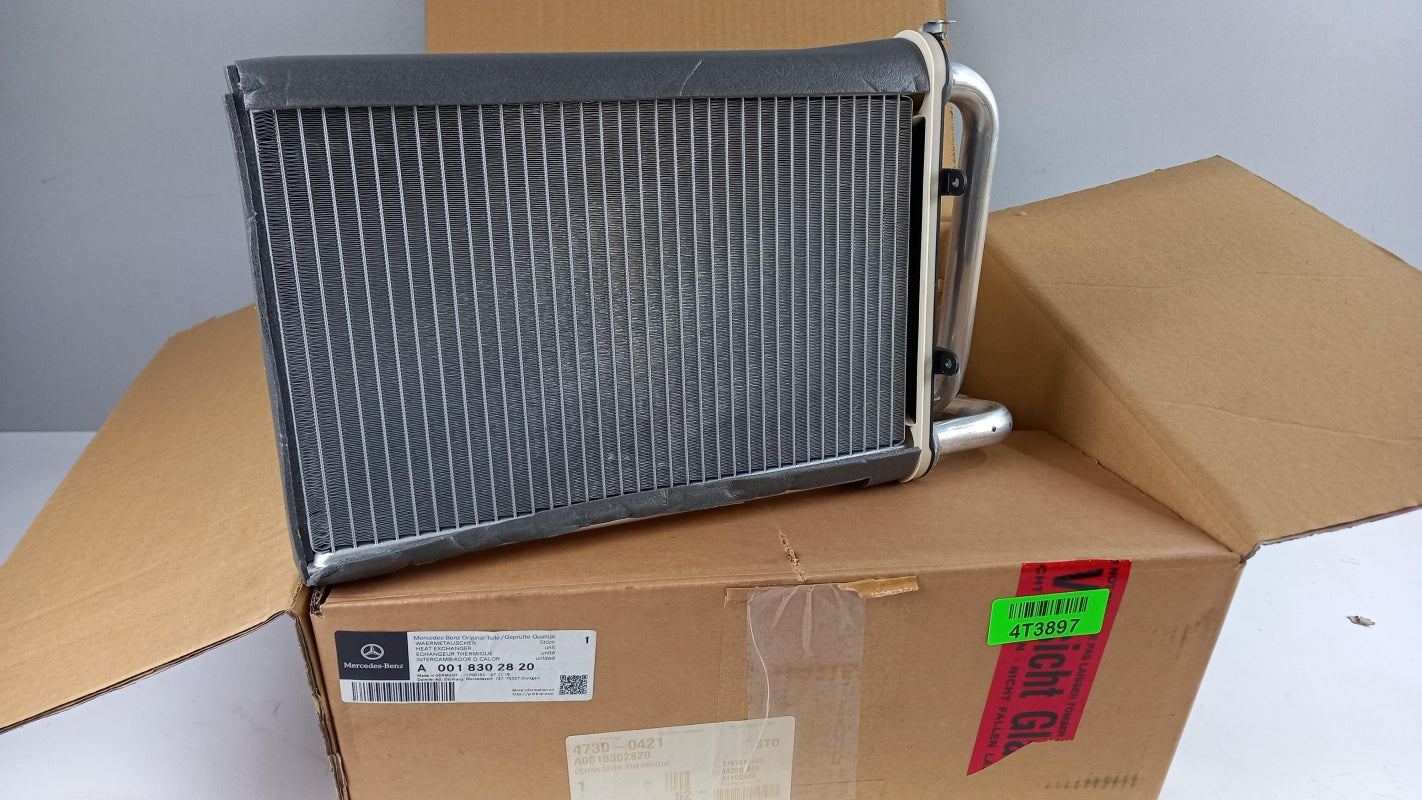 Original MERCEDES-BENZ Actros MP4 Innenraumheizung Wärmetauscher A0018302820
