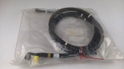 Original MERCEDES-BENZ W201 (1982-1993) Kraftstoffleitung A0204708324