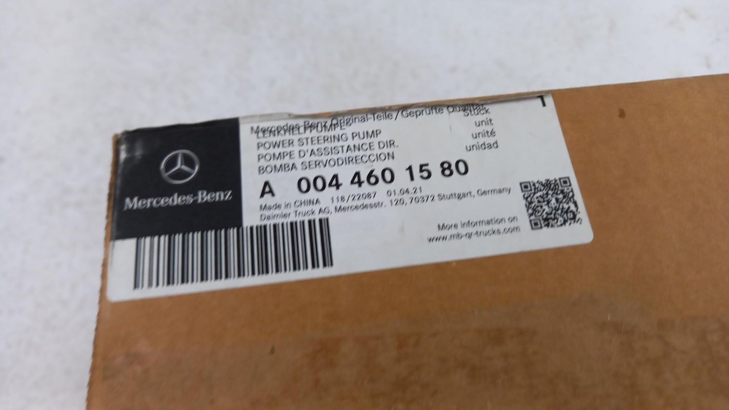 Original MERCEDES-BENZ Econic (2013-) Servopumpe Pumpe A0044601580