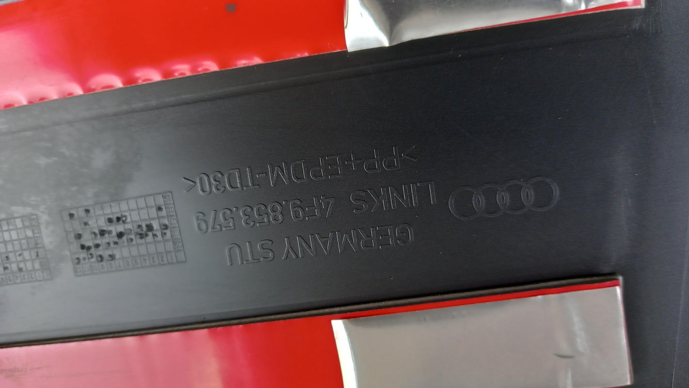 Original AUDI A6 Allroad quattro Seitenwand Zierleiste vorne links 4F9853579V7W