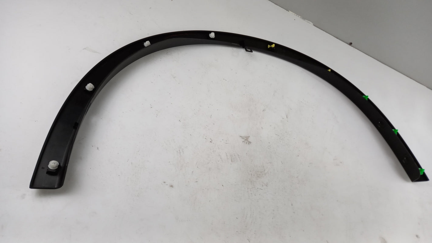 Original OE NISSAN Kotflügel Zierleiste 638614CE0A