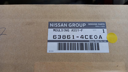 Original OE NISSAN Kotflügel Zierleiste 638614CE0A