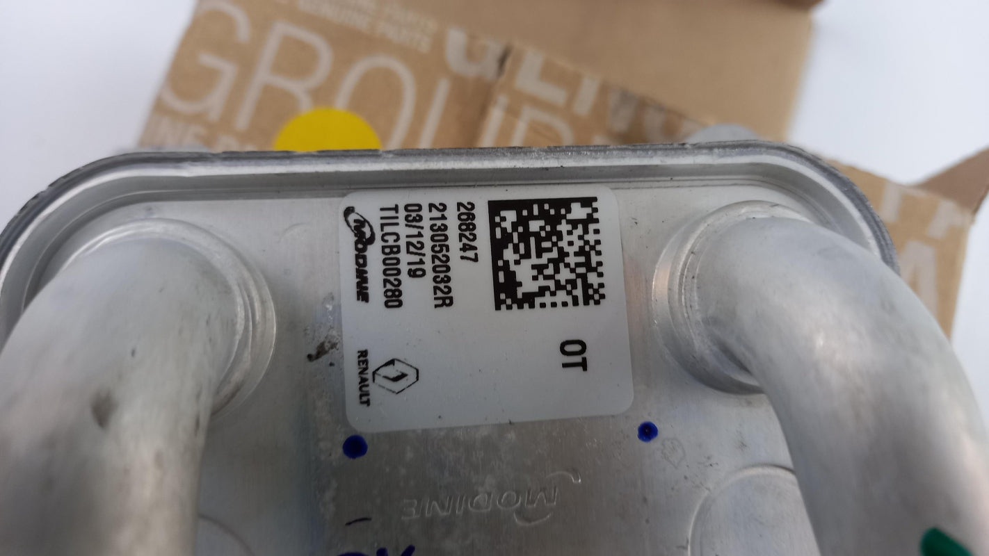 Original NISSAN Juke F15 Micra K14 Qashqai J11 1.2L Motorölkühler 2130000Q0G