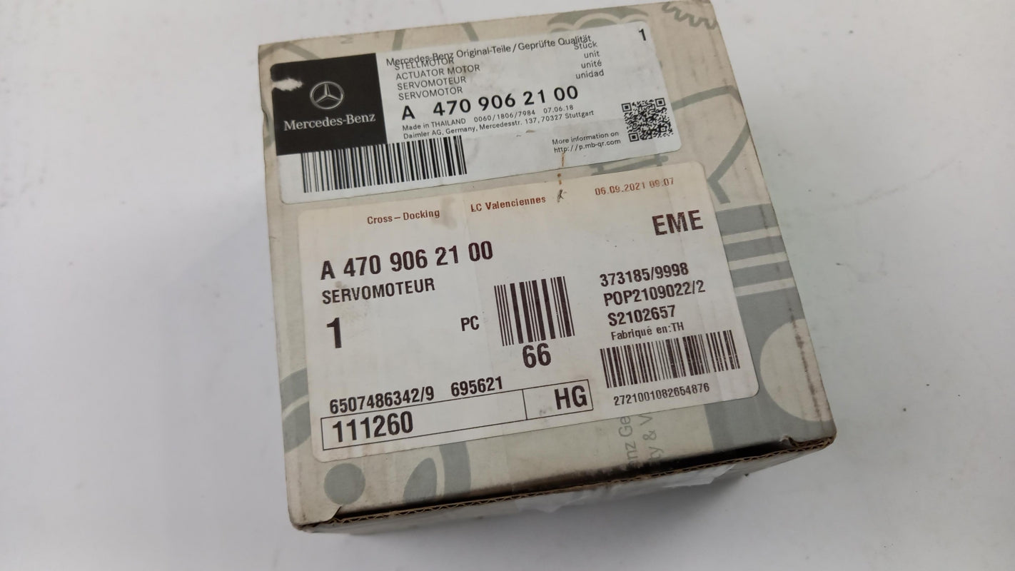 Original MERCEDES-BENZ X-Klasse W470 Fensterhebermotor links A4709062100