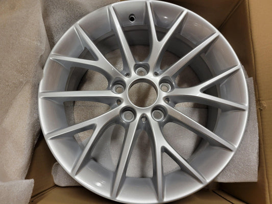 Original BMW 230i 7Jx17 ET40 Felge 36116796205