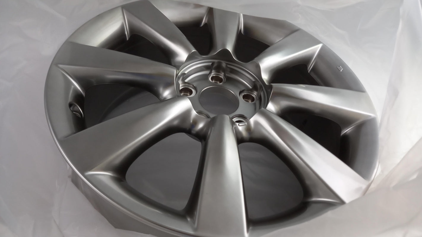 Original NISSAN QX50 EX J50 Skyline Crossover Felge 18