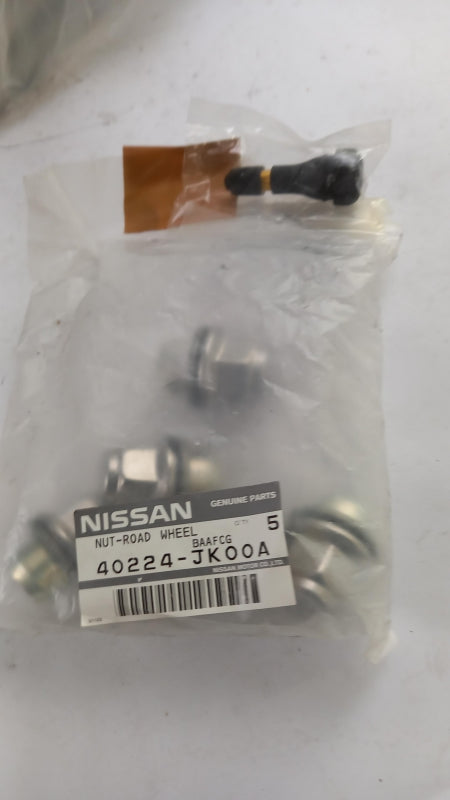 Original NISSAN QX50 EX J50 Skyline Crossover Felge 18" D03001BB4A