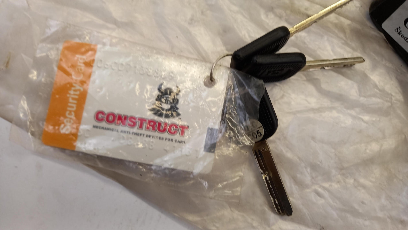 Original SKODA Fabia I Mechanische Wegfahrsperre für Schaltgetriebe DVC400001B