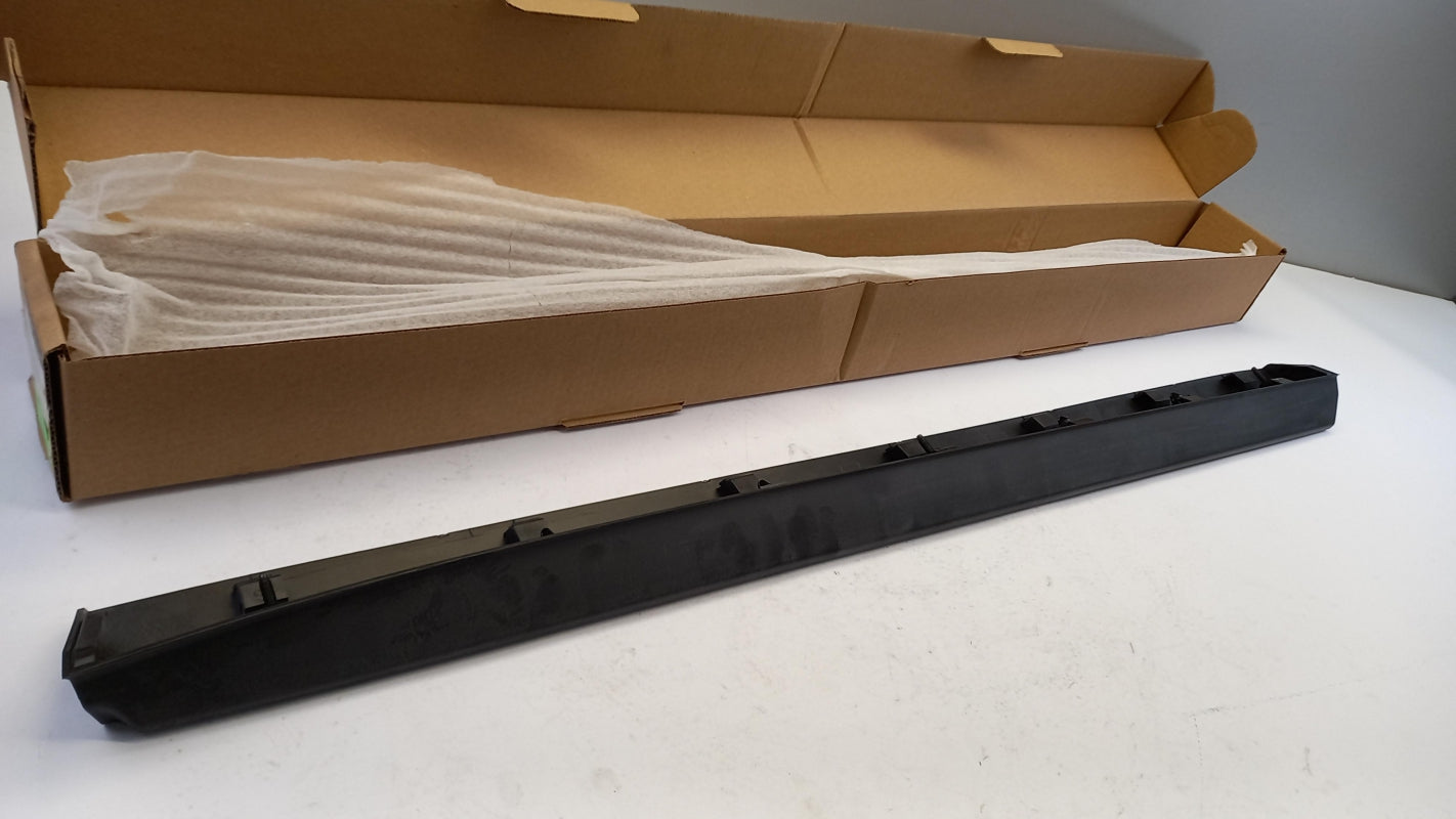 Original OE NISSAN Türschwelle Abdeckung 808779NB0A