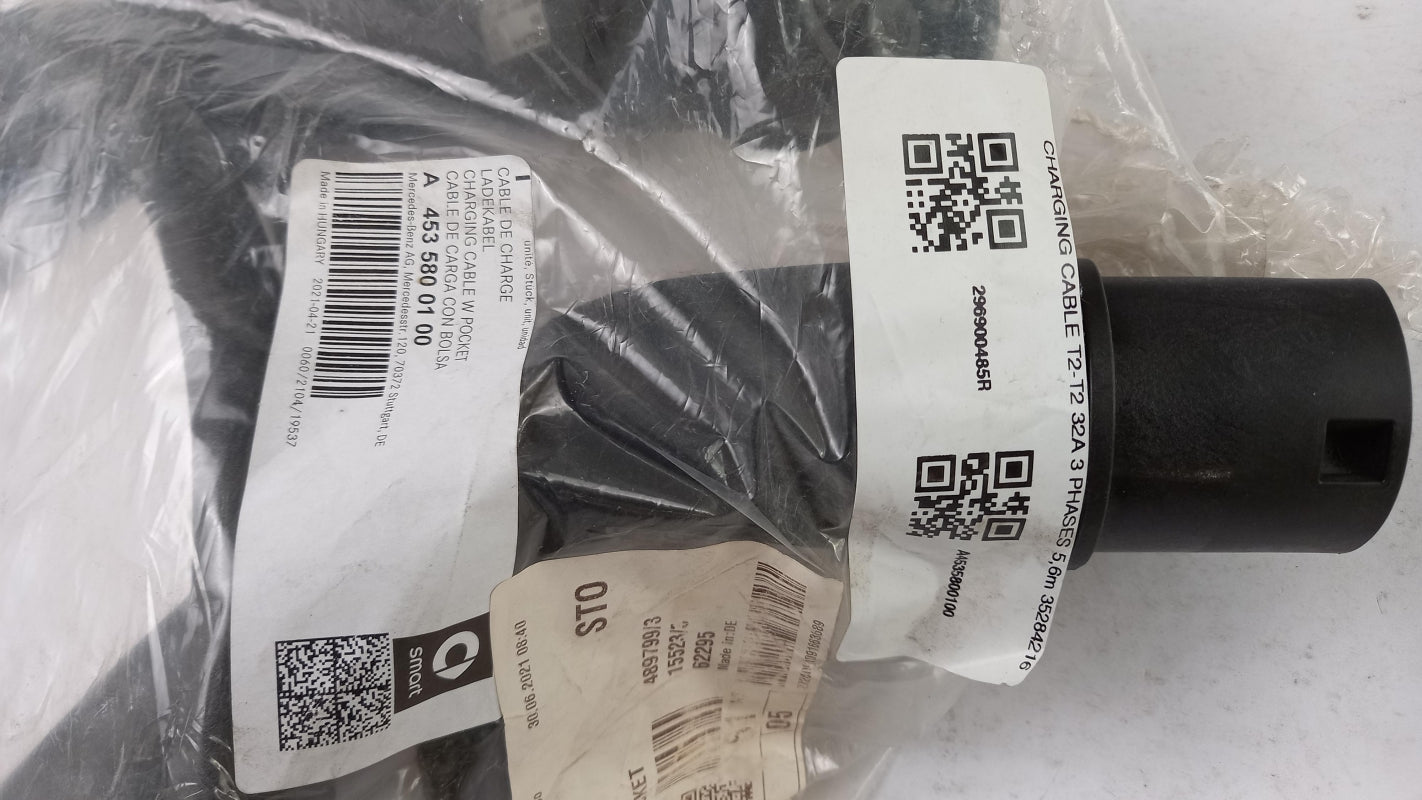 Original OE MERCEDES-BENZ Batterieladegerät A4535800100