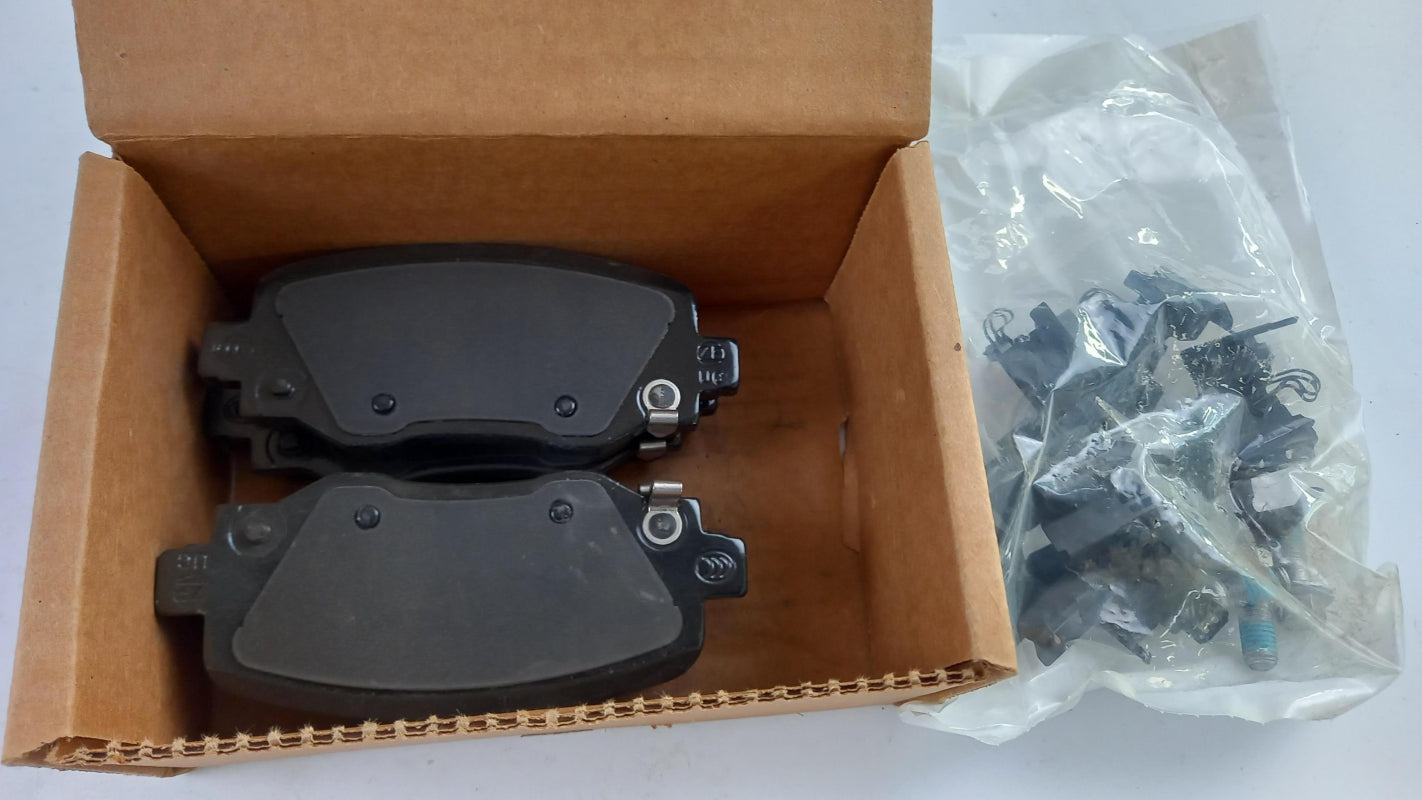 Original OE FIAT Bremsbeläge 68273101AC