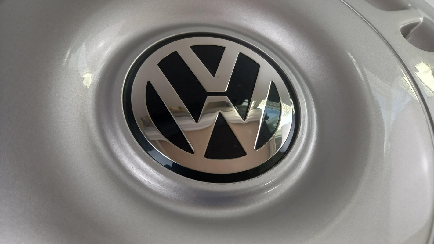 Original OE Volkswagen Radkappe 7D0601147A091