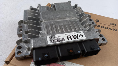 Original NISSAN Qashqai 2010-2013 ECU Motorsteuergerät 1.5 dCi 23710BR30A