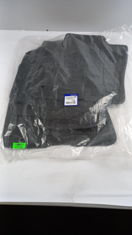 Original OE VOLVO Fußmattensatz 32357811