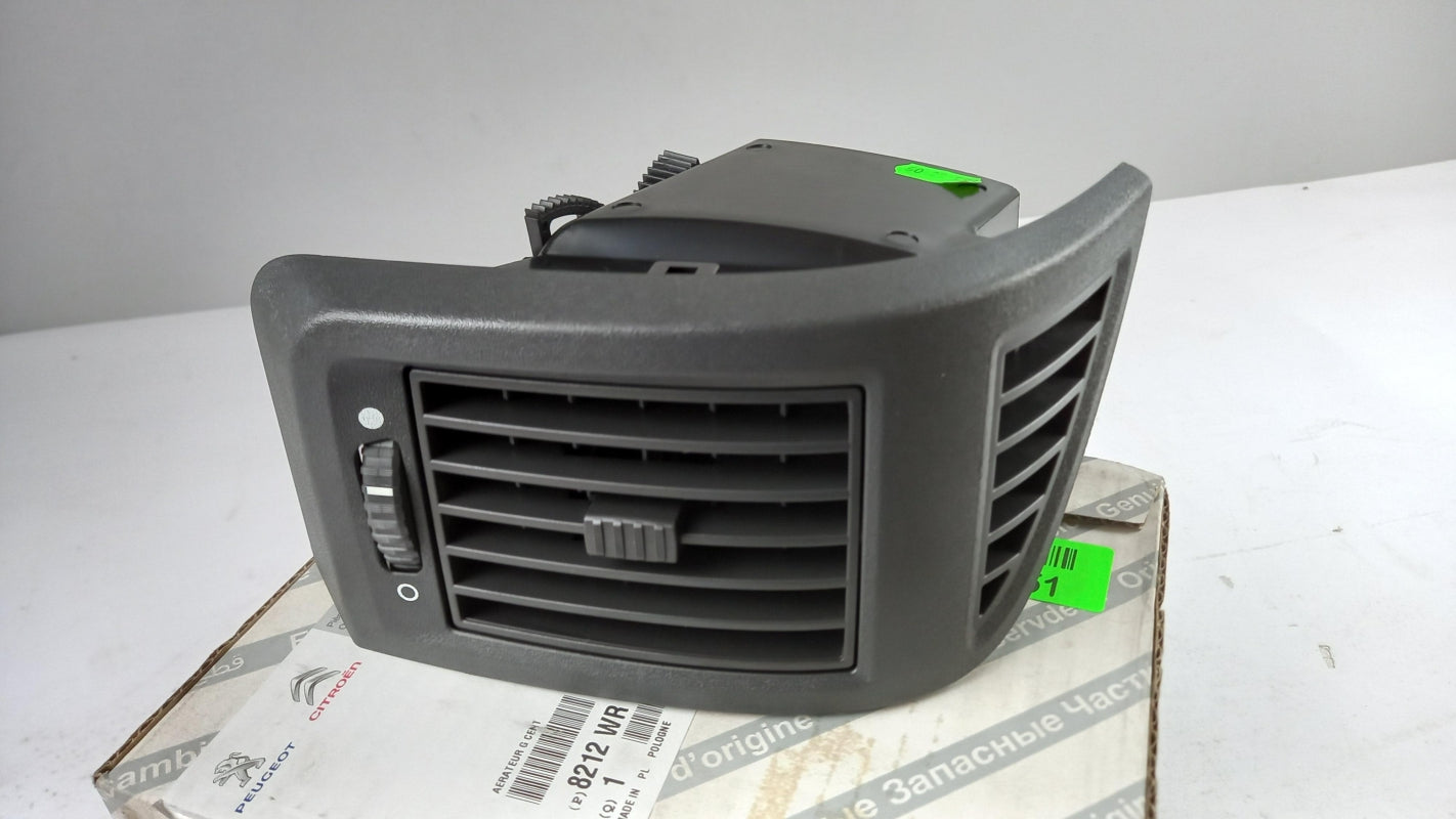 Original OE Peugeot Luftdüse 8212WR