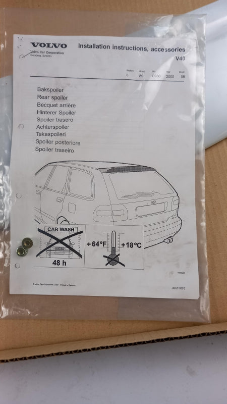 Original VOLVO V40 Spoiler hinten 30623024