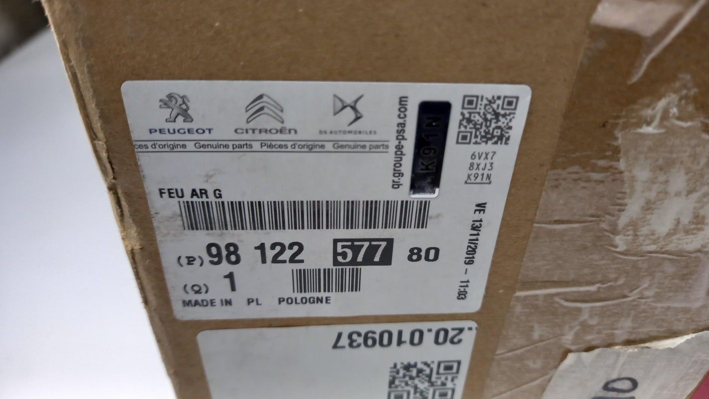 Original OE Peugeot Heckleuchte 9812257780