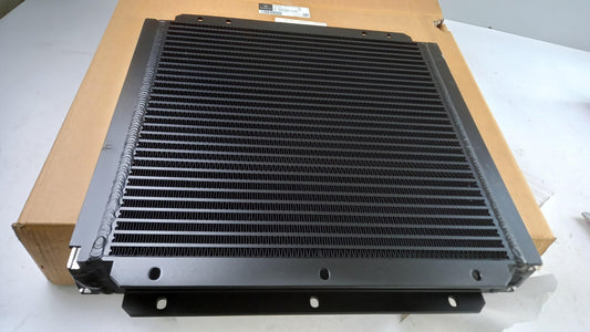 Original MERCEDES-BENZ Actros Antos Arocs Motorölkühler A0005001300