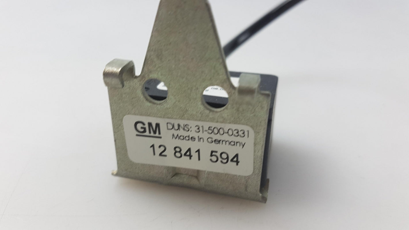 Original OPEL Zafira-B Astra-J Vectra-C Insignia-A Astra-H Sensor 12841594