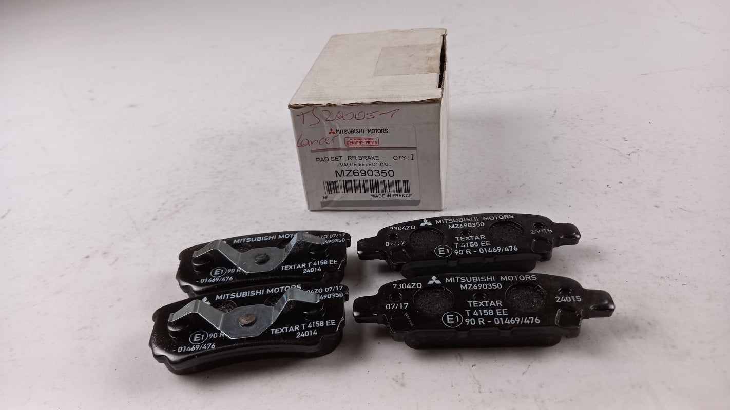 Original OE MITSUBISHI brake pads MZ690350 