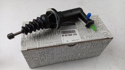 Original RENAULT Master III 2.3DCI Kupplung Nehmerzylinder 306204410R