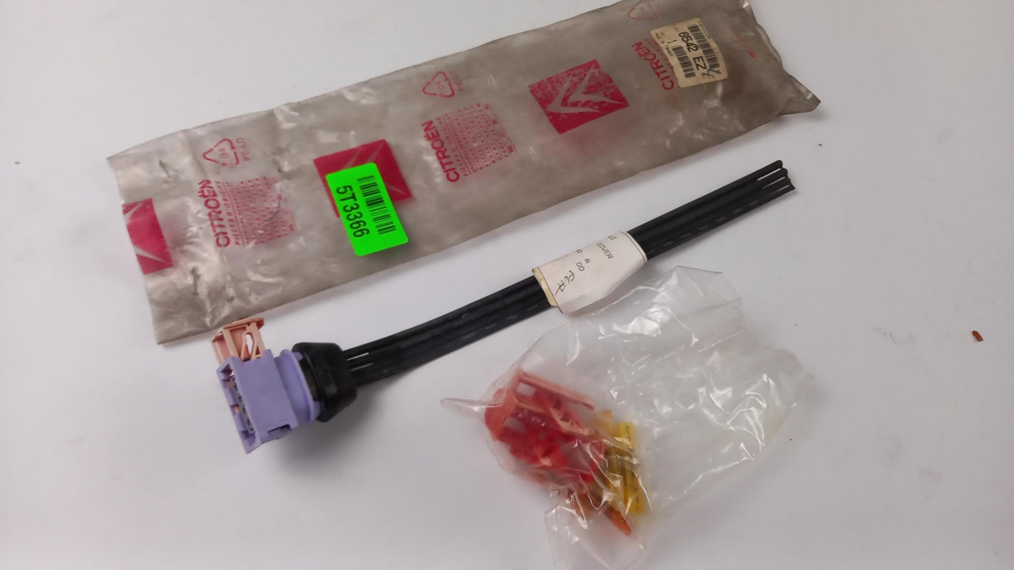 Original OE Peugeot Stecker Gehäuse 6542EZ