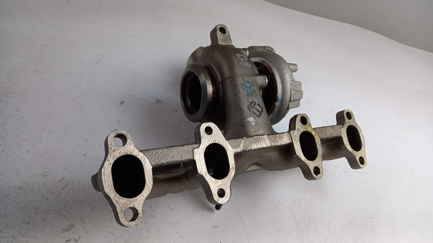 Original VOLKSWAGEN Transporter Campmob Turbolader 03G253010C