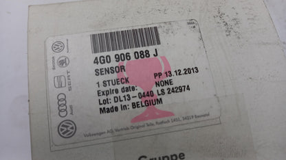 Original OE Volkswagen Abgastemperaturgeber 4G0906088J