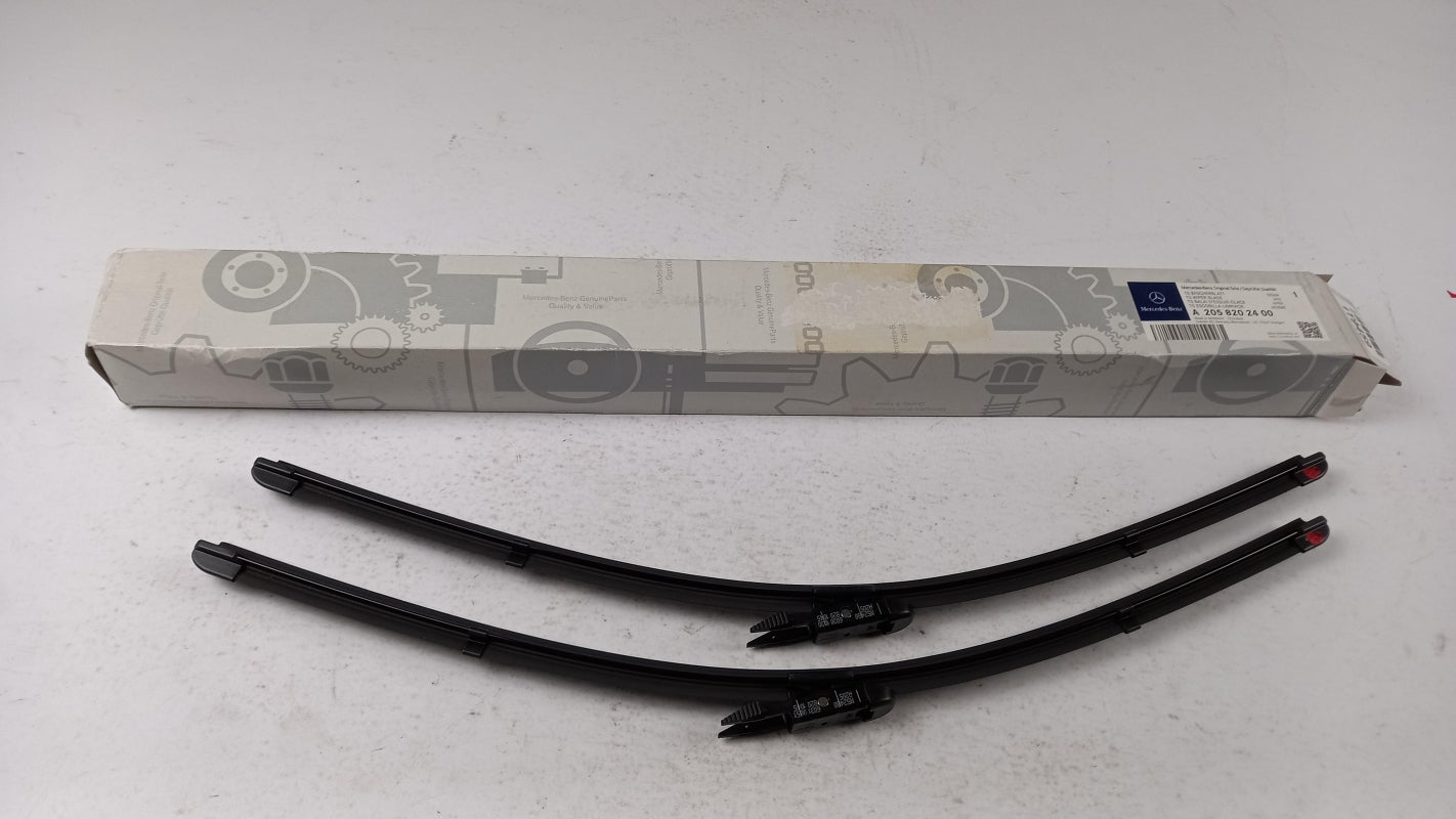 Original MERCEDES-BENZ C-klasse 2014- Wischerblättersatz (2st) A2058202400