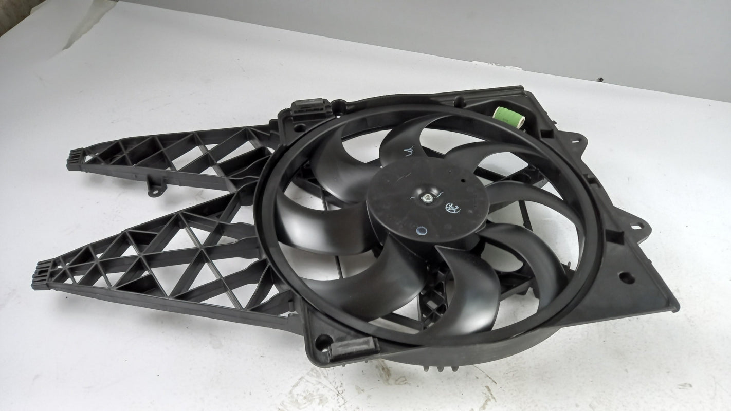 Original OE FIAT Motorkühlung Lüfter 51833973