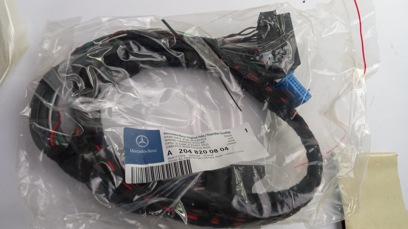 Original MERCEDES-BENZ C-klasse E-klasse AUX-Anschlußkabel A2048704496