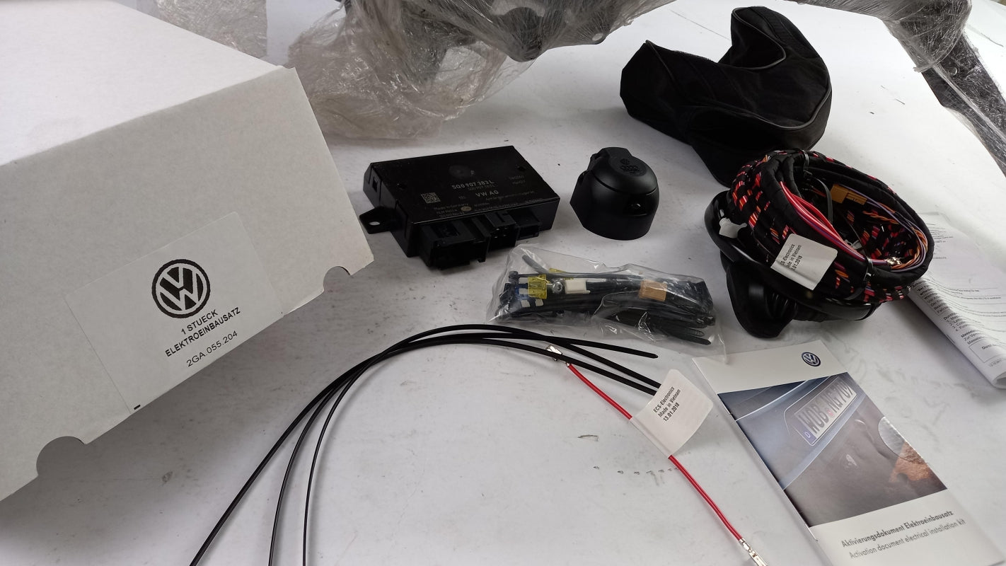 Original VW T-Roc Anhängevorrichtung mit E-Satz abnehmbar 13-polig 2GA092150