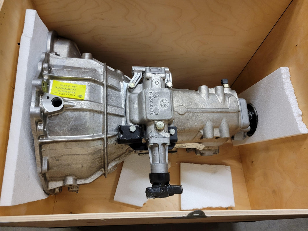 Original NISSAN Cabstar manual transmission 320109X451 