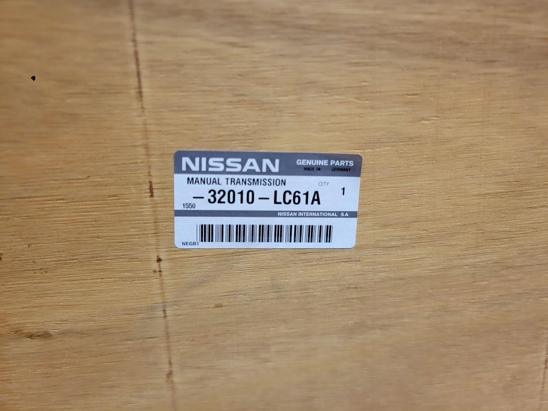 Original NISSAN Cabstar/Renault Maxity Schaltgetriebe 32010LC61A