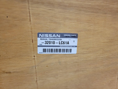 Original NISSAN Cabstar/Renault Maxity Schaltgetriebe 32010LC61A