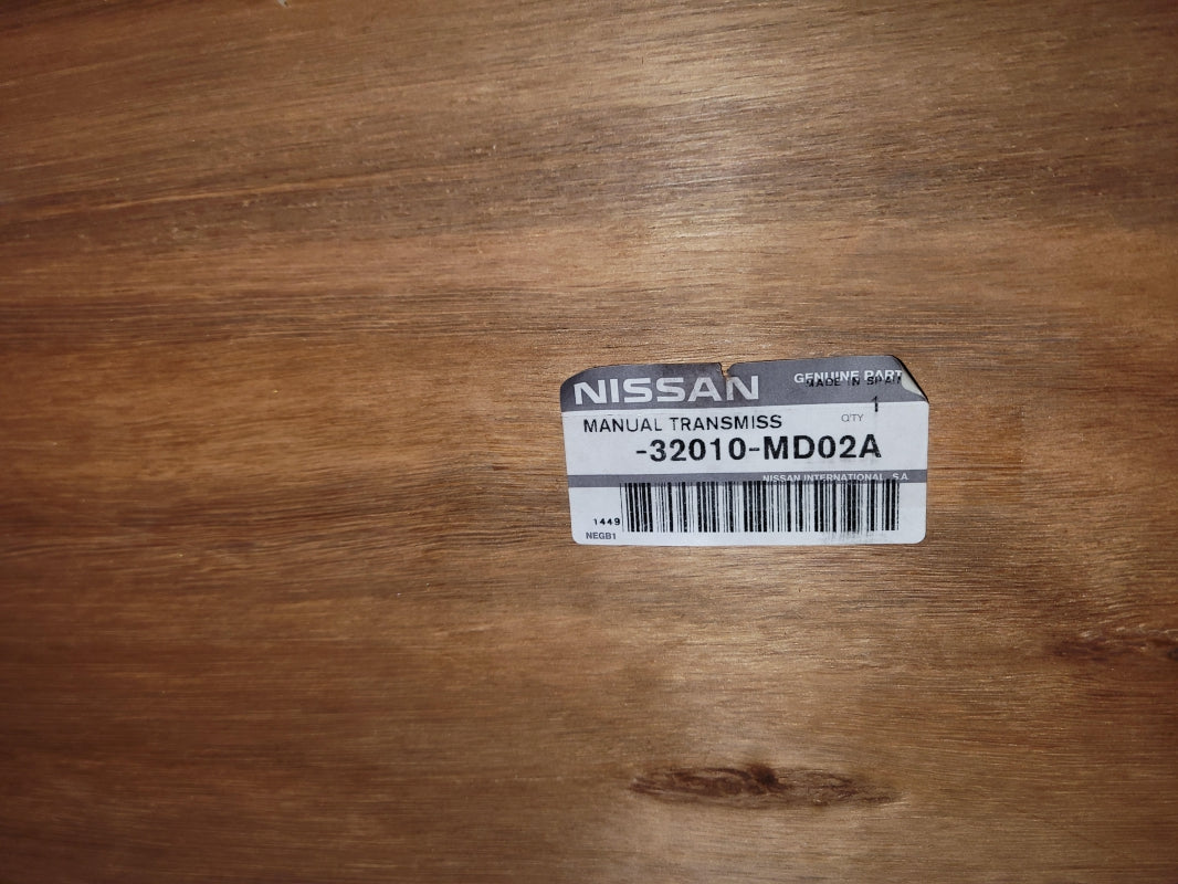 Original NISSAN Cabstar/Renault Maxity Schaltgetriebe 32010MD02A