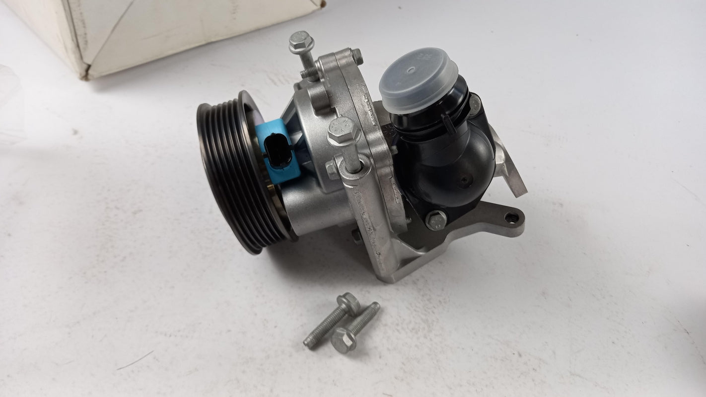 Original OE OPEL Wasserpumpe 55484532