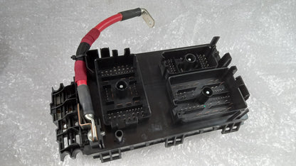 Original OPEL Astra-J 2010> Sicherungskasten 13343767