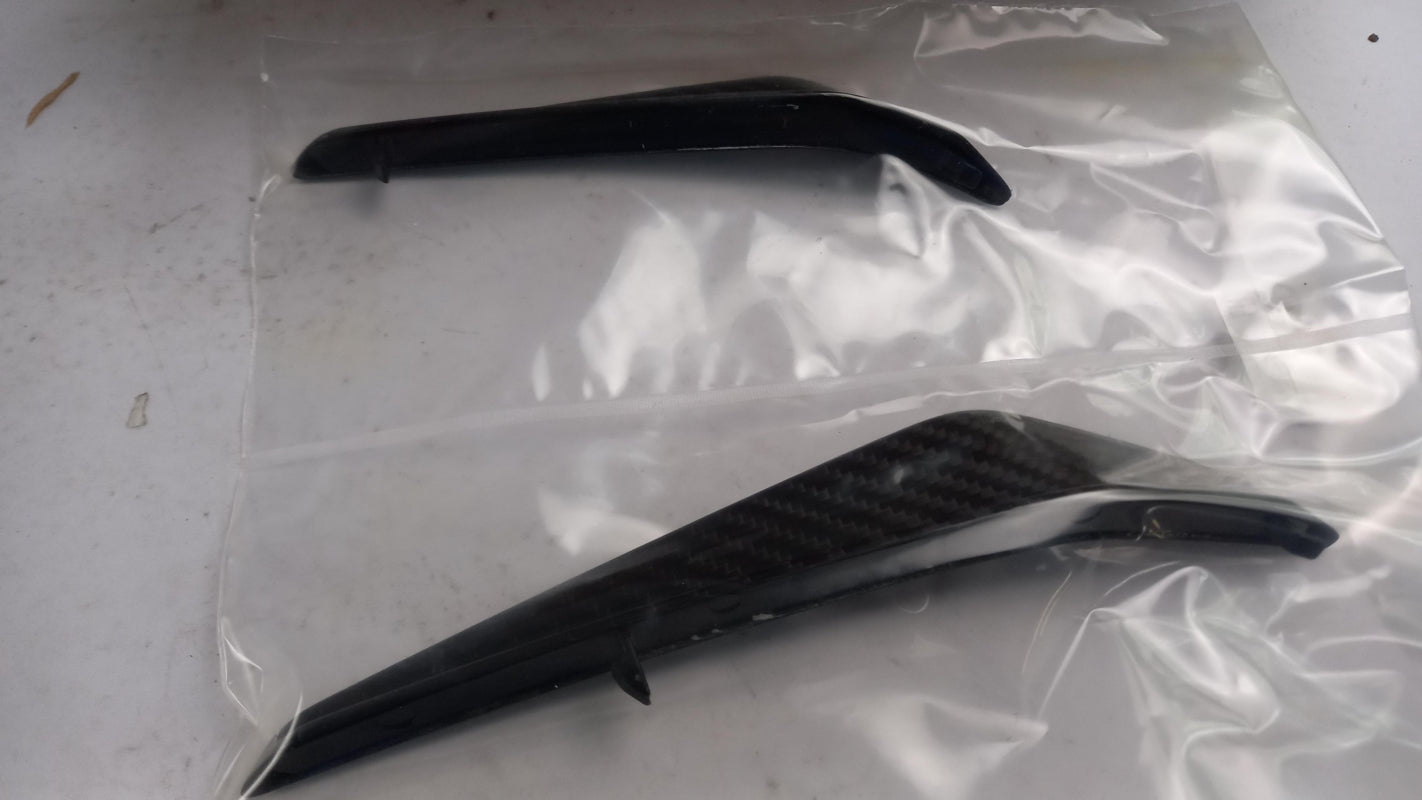 Original BMW M3 G80 G81 M4 G82 G83 Aero Flicks Satz Carbon rechts 51115A08FE9