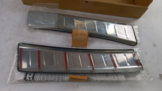 Original MAZDA CX-5 II 2017> Gepäck-Stahlplatte KB8MV1380