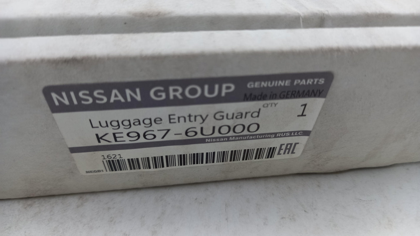 Original NISSAN Qashqai J12 Ladekantenschutz KE9676U000