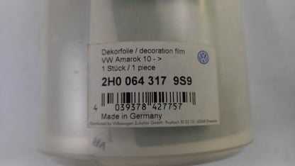 Original VW Amarok 2H Dekorfolie mit AMAROK-Schriftzug silber 2H00643179S9