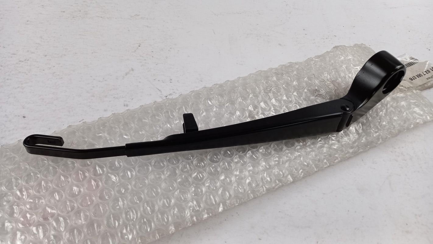 Original OE BMW wiper arm 61627068076 